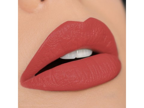 Youngblood Skysti Lūpų Matiniai Dažai La Dolce Vita